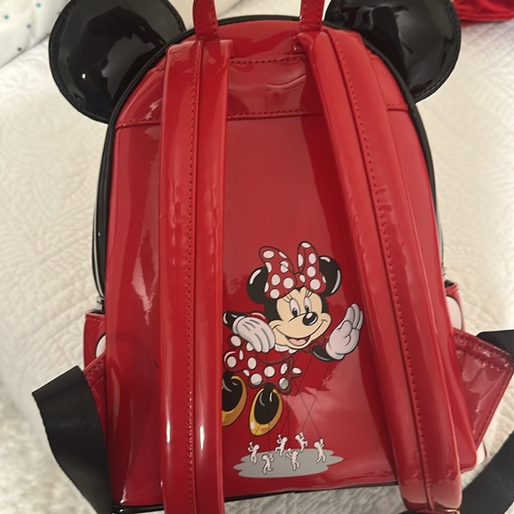Loungefly Minnie Mouse Red and Black Mini Backpack - Picture 4 of 4
